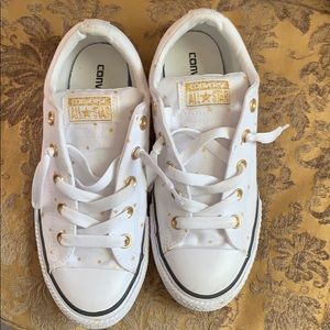 Converse shoes worn once